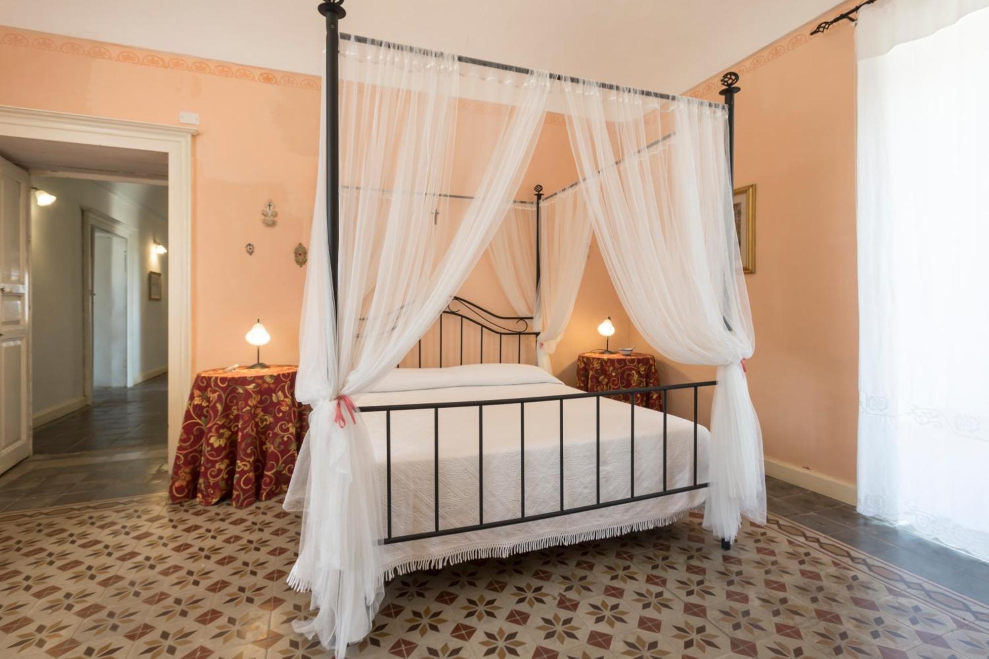 Villa Zottopera - Dimora Di Sicilia Кьярамонте-Гульфи Экстерьер фото