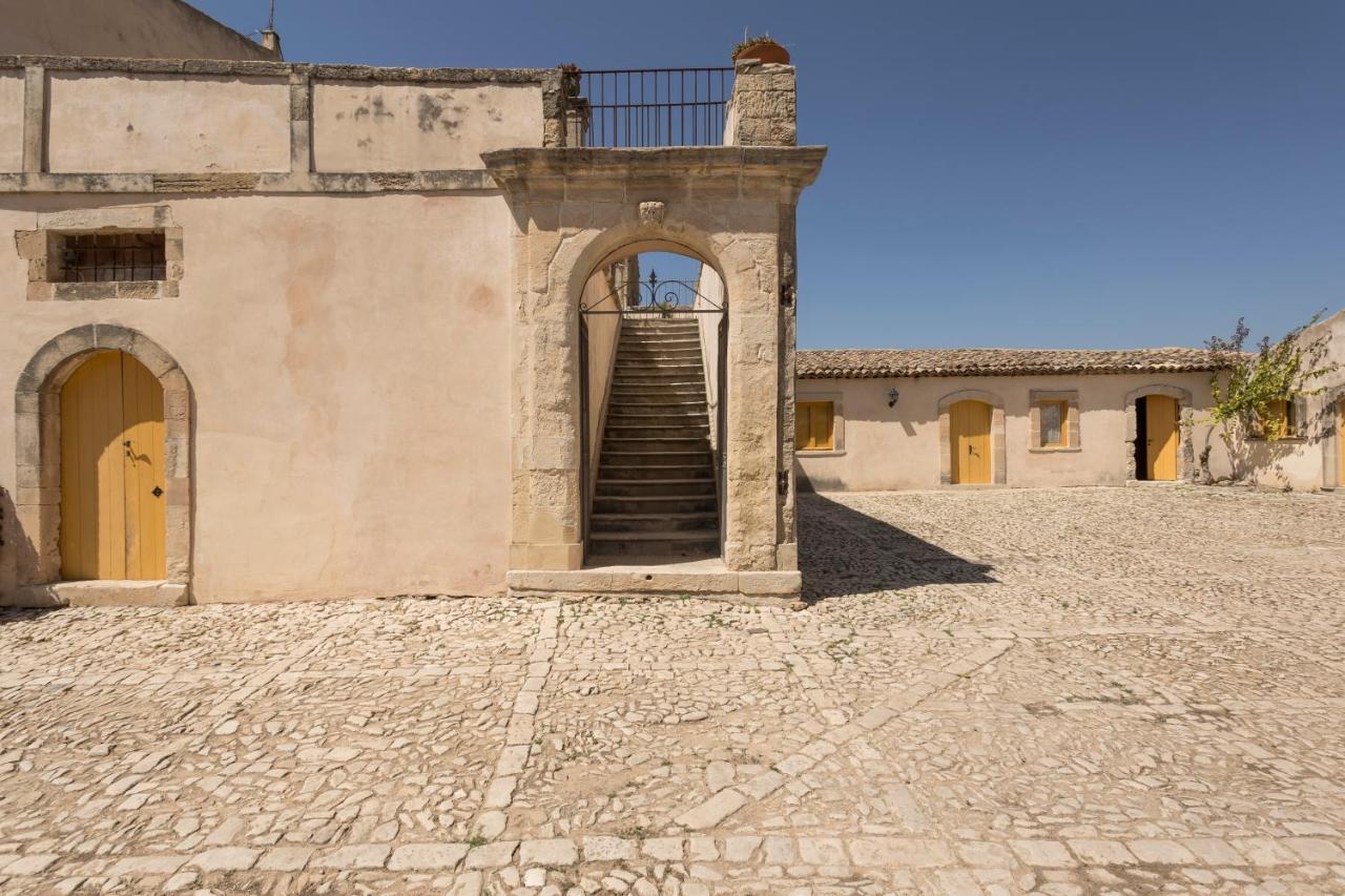 Villa Zottopera - Dimora Di Sicilia Кьярамонте-Гульфи Экстерьер фото